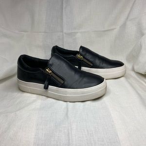 Steve Madden black leather platform sneakers!